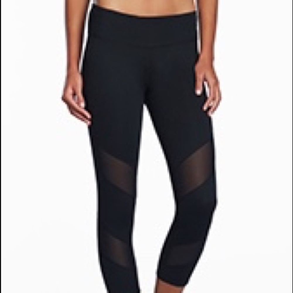 NWT Fabletics Black Mesh Panel Capris Size S